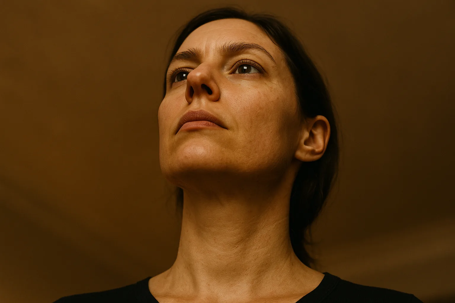 Study of the neck and jawline, the area skin tightening addresses